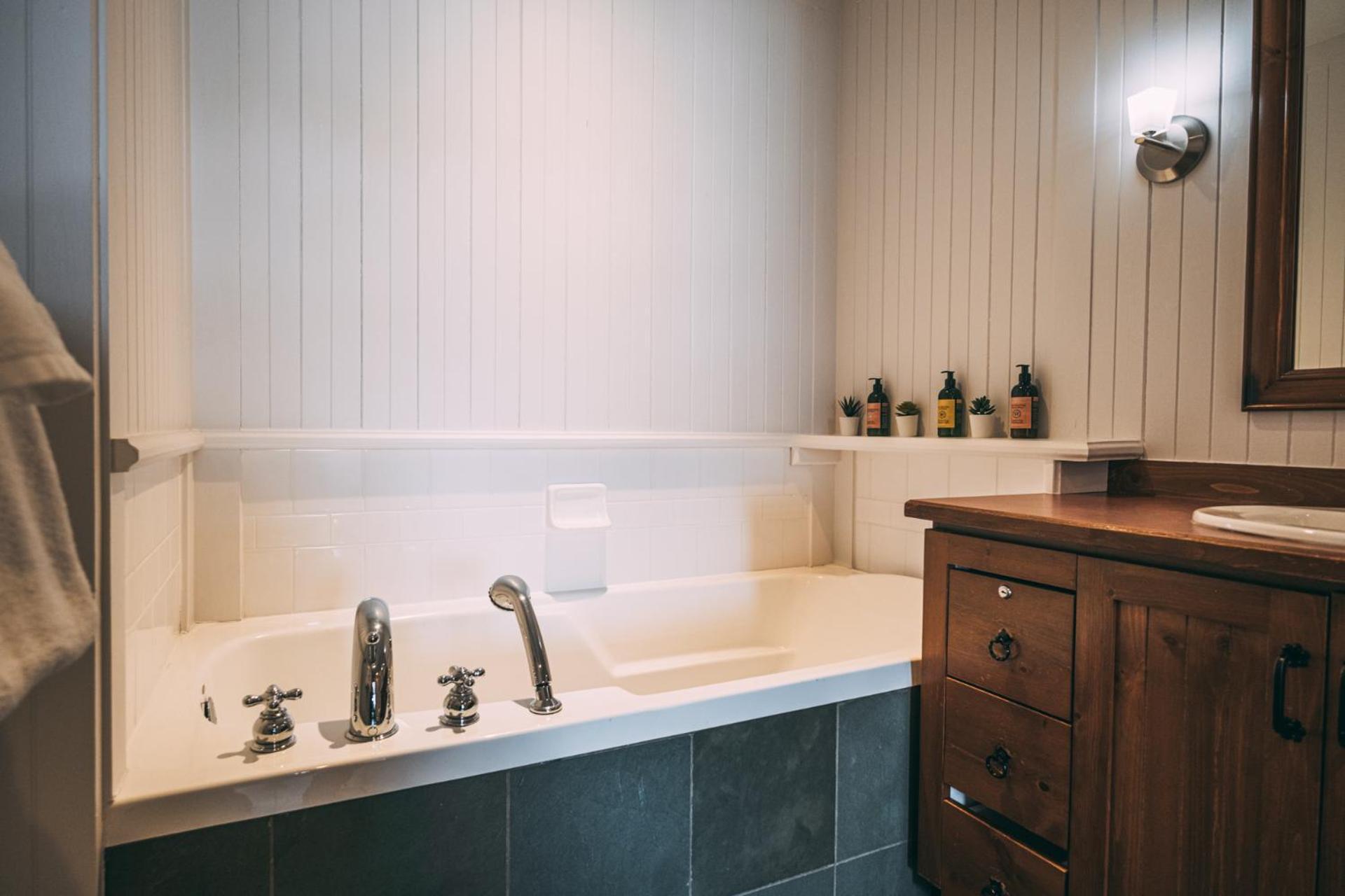 Tremblant Prestige - Altitude 170-5 Apartment มงต์-ทร็องบล็องต์ ภายนอก รูปภาพ